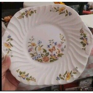 Vintage Aynsley Cottage Garden Bone China Made In England